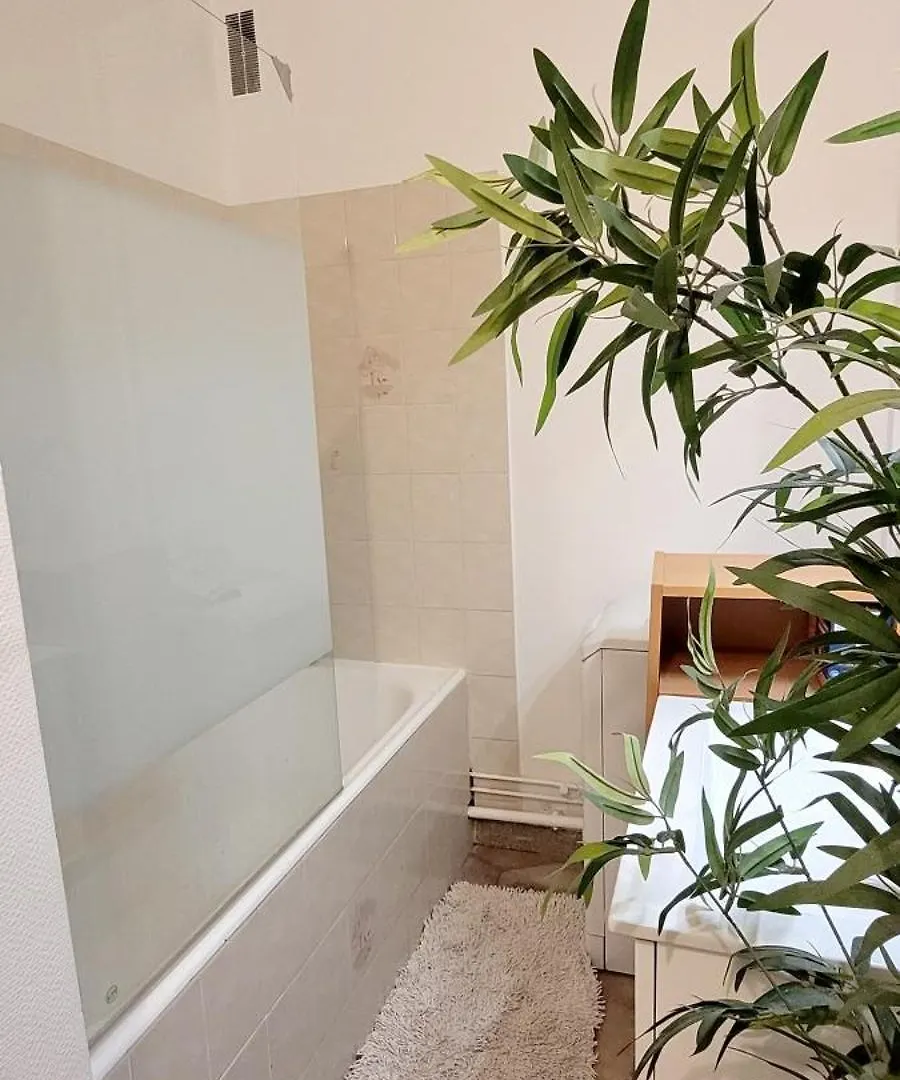 2-Room Apartment With Balcony Montparnasse 파리